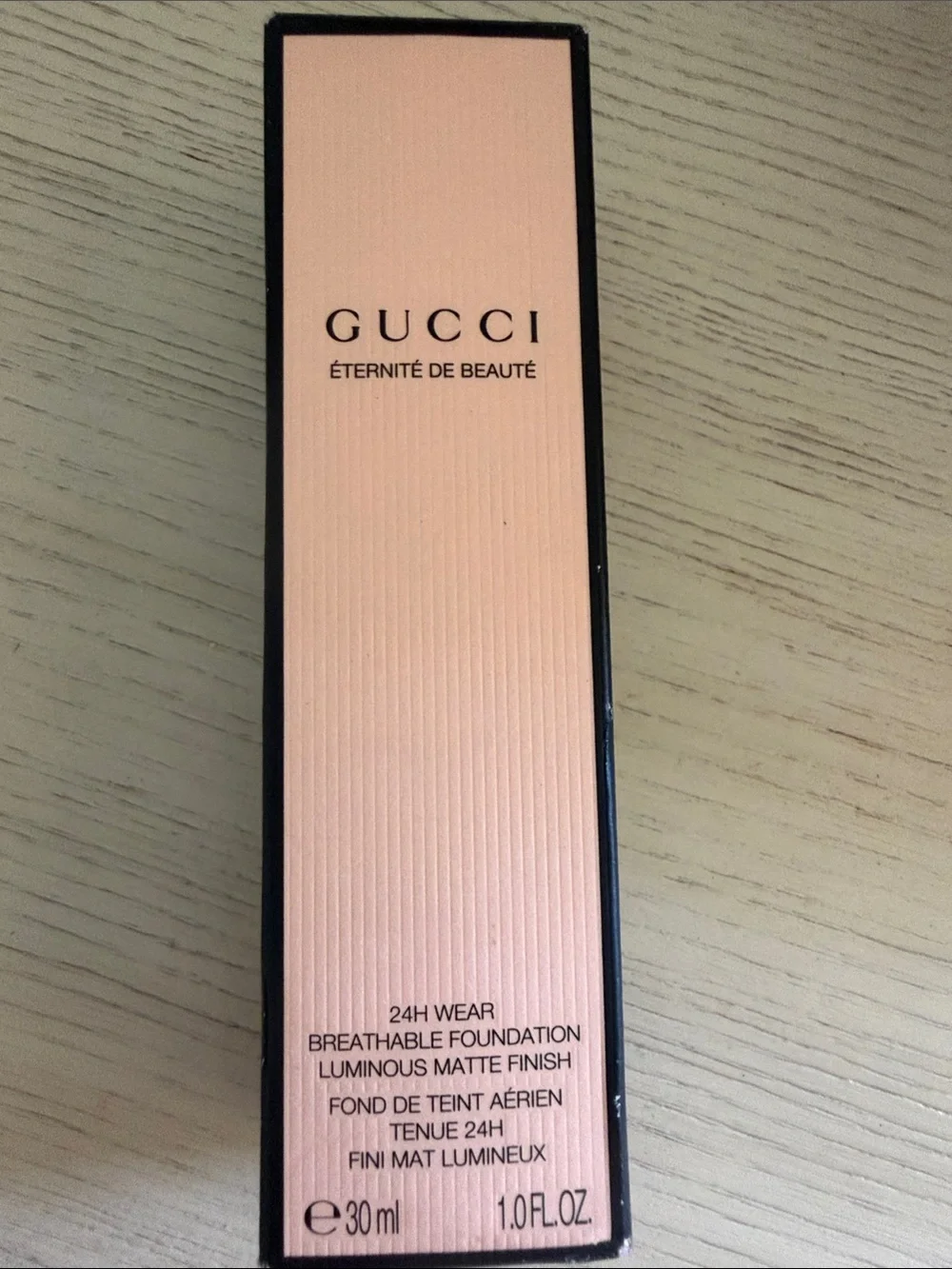 Gucci Éternité de Beauté Breathable Foundation NWT Deep 5600